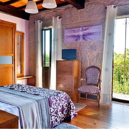 Nyaraló Spacious House With Pool In Carballedo