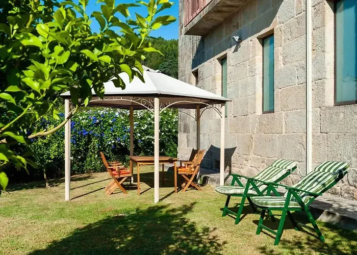 Spacious House With Pool In *